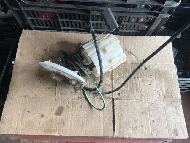 bontott OPEL ZAFIRA B Üzemanyag Szivattyú