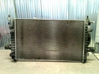 bontott OPEL ZAFIRA B Vízhűtő Radiátor (Klímás)