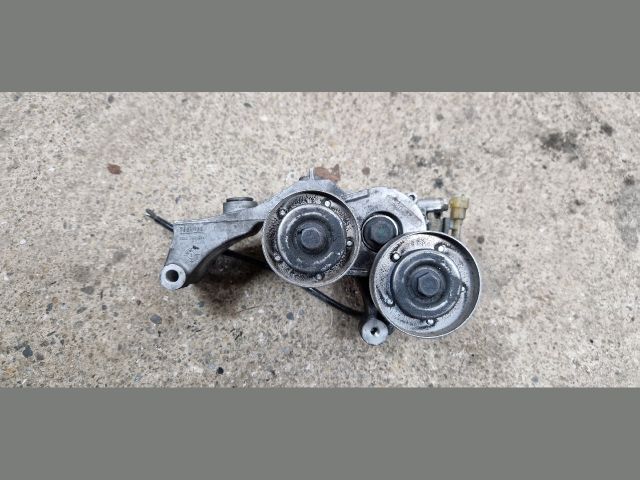 bontott OPEL ZAFIRA B Generátor Tartó Bak