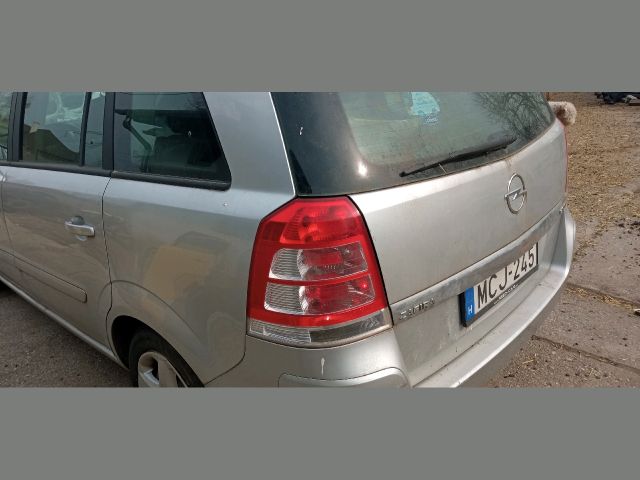 bontott OPEL ZAFIRA B Homlokfal (Üres lemez)