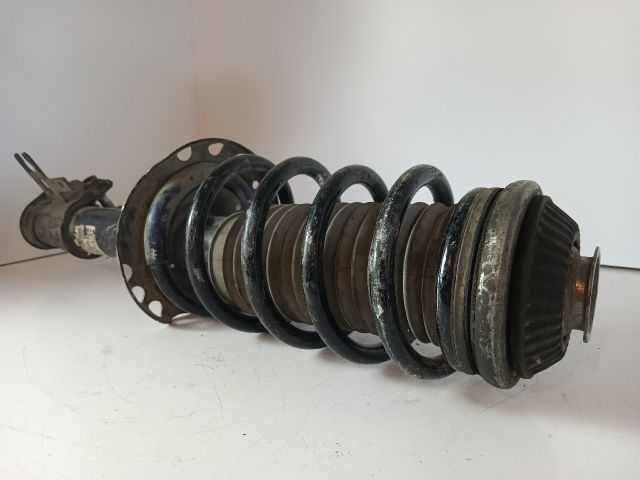 bontott OPEL ZAFIRA B Jobb első Gólyaláb (Lengécsillapító, Rugó)