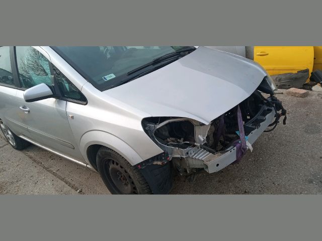 bontott OPEL ZAFIRA B Kilométeróra