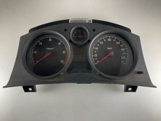 bontott OPEL ZAFIRA B Kilométeróra