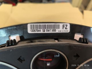 bontott OPEL ZAFIRA B Kilométeróra