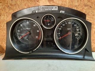 bontott OPEL ZAFIRA B Kilométeróra