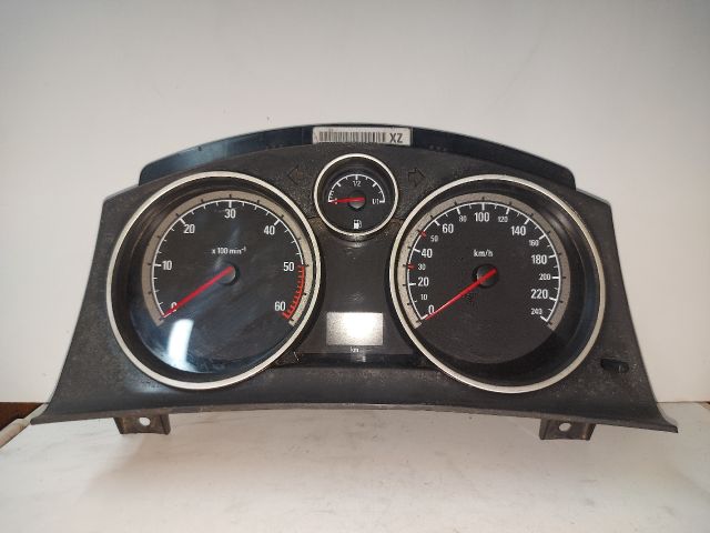 bontott OPEL ZAFIRA B Kilométeróra