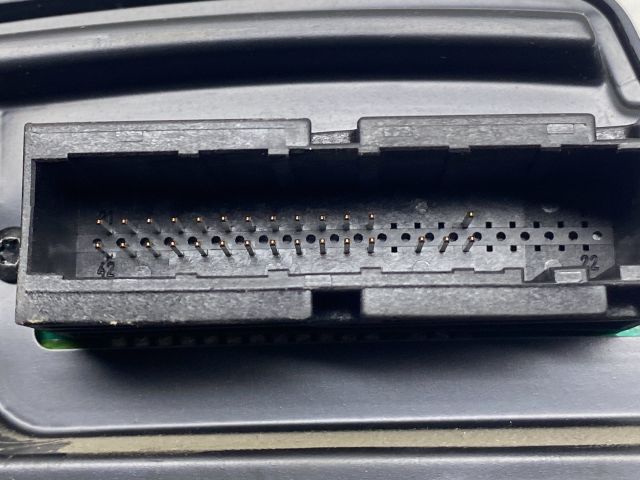 bontott OPEL ZAFIRA B Kilométeróra