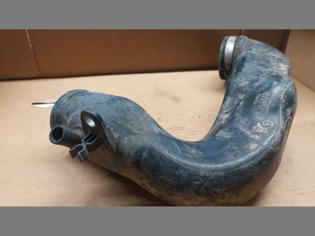 bontott OPEL ZAFIRA B Légbeömlő Cső