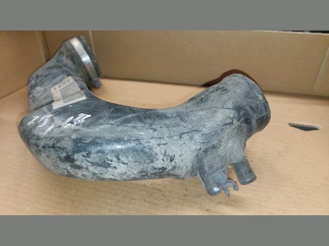 bontott OPEL ZAFIRA B Légbeömlő Cső