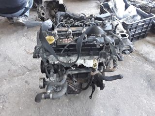 bontott OPEL ZAFIRA B Motor (Fűzött blokk hengerfejjel)