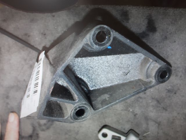 bontott OPEL ZAFIRA B Motor Tartó Bak (Fém)