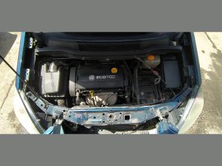 bontott OPEL ZAFIRA B ABS Kocka