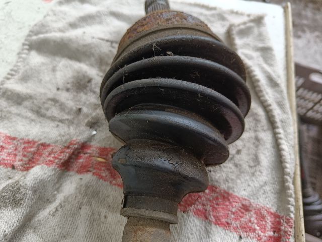 bontott OPEL ZAFIRA B Bal Féltengely