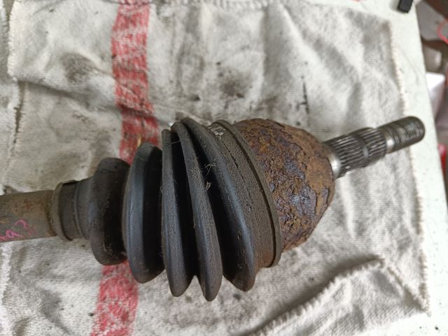 bontott OPEL ZAFIRA B Bal Féltengely