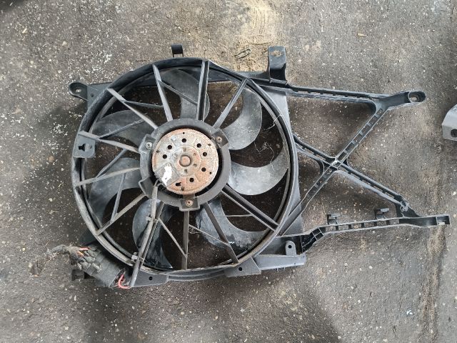 bontott OPEL ZAFIRA B Hűtőventilátor