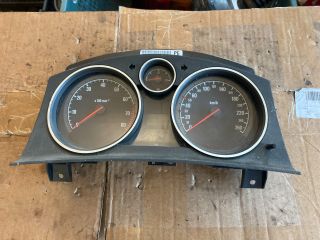 bontott OPEL ZAFIRA B Kilométeróra