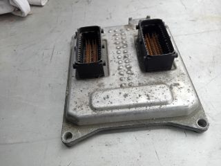 bontott OPEL ZAFIRA B Motorvezérlő