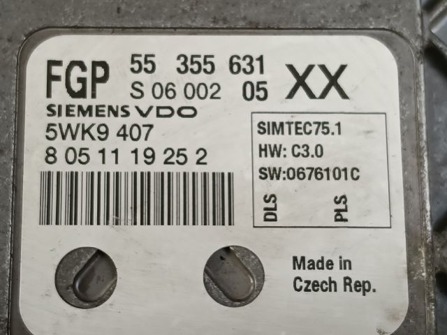 bontott OPEL ZAFIRA B Motorvezérlő