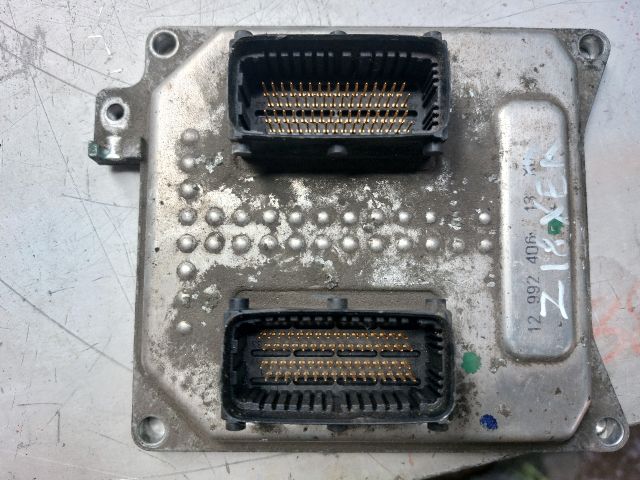 bontott OPEL ZAFIRA B Motorvezérlő