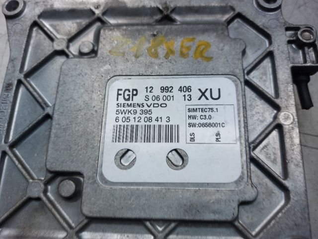 bontott OPEL ZAFIRA B Motorvezérlő