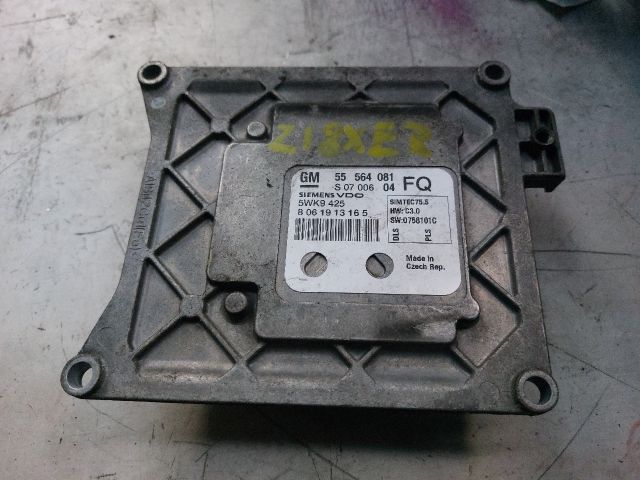 bontott OPEL ZAFIRA B Motorvezérlő