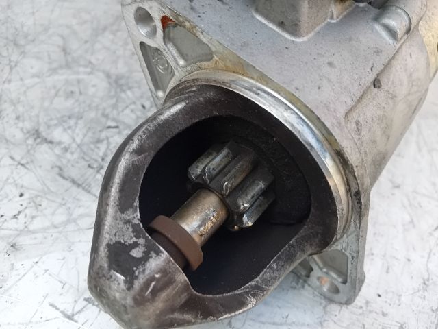 bontott OPEL ZAFIRA B Önindító