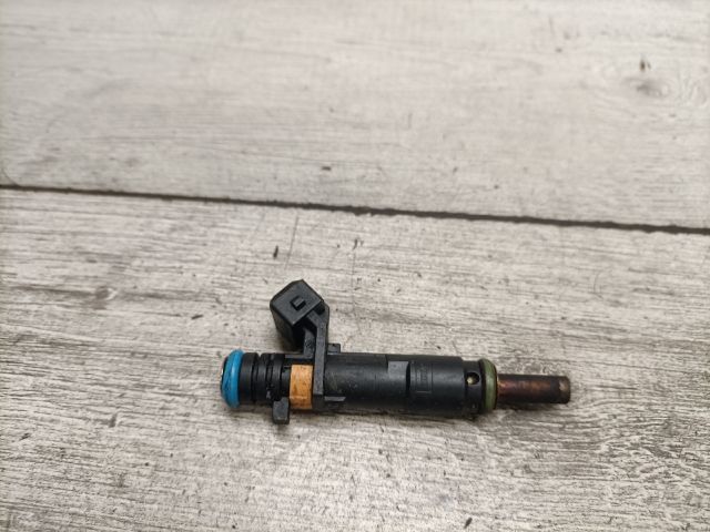 bontott OPEL ZAFIRA B Porlasztó (1 db)