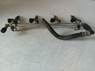 bontott OPEL ZAFIRA B Porlasztó Sor / Híd