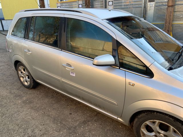 bontott OPEL ZAFIRA B ABS Kocka