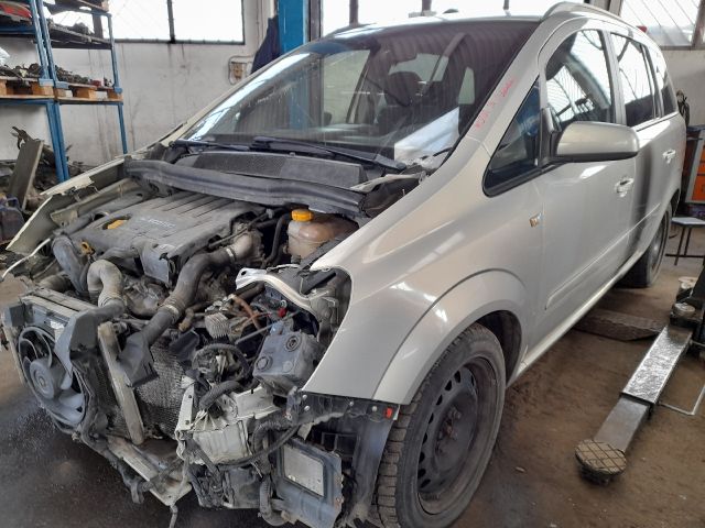 bontott OPEL ZAFIRA B ABS Kocka