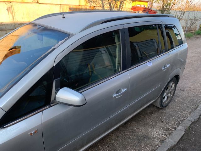 bontott OPEL ZAFIRA B ABS Kocka