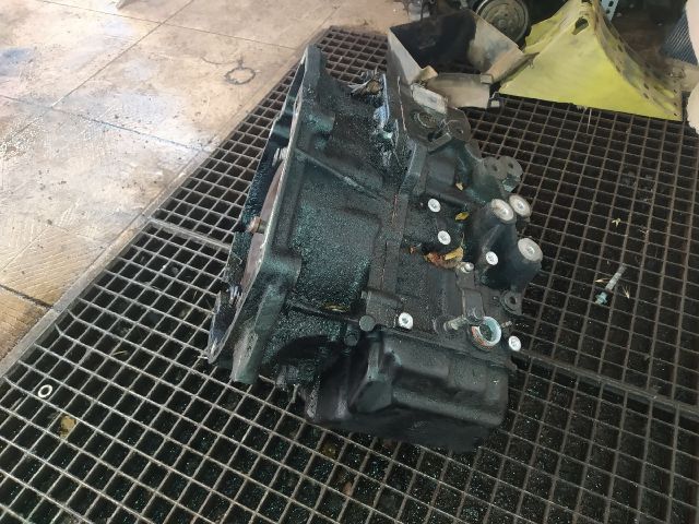 bontott OPEL ZAFIRA B Automata Váltó