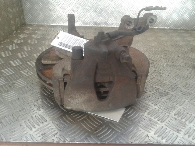 bontott OPEL ZAFIRA B Bal első Féknyereg Munkahengerrel