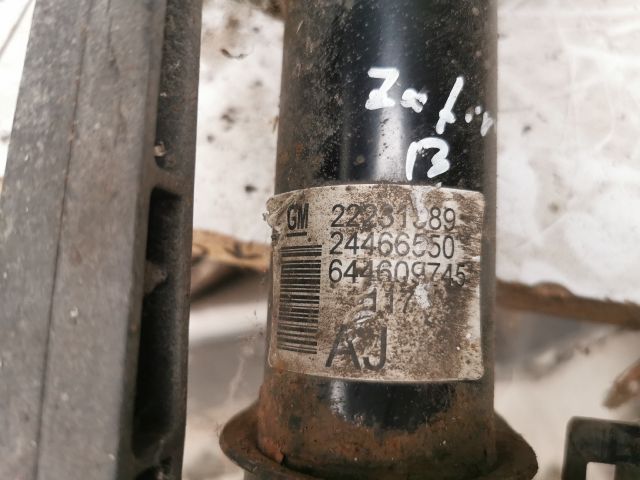 bontott OPEL ZAFIRA B Bal első Gólyaláb (Lengécsillapító, Rugó)