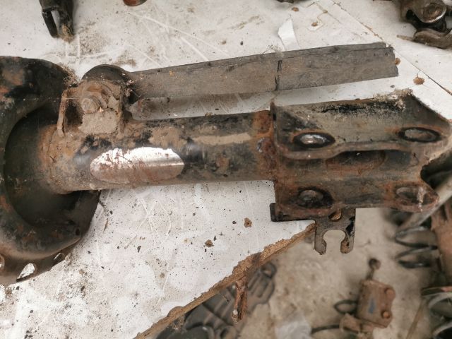 bontott OPEL ZAFIRA B Bal első Gólyaláb (Lengécsillapító, Rugó)