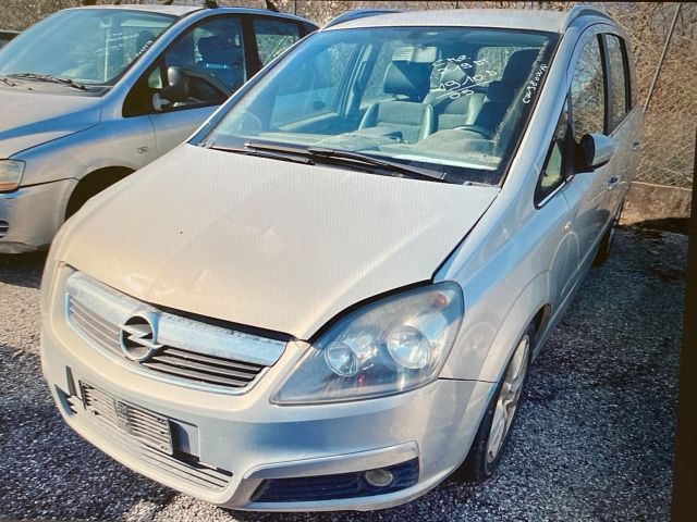 bontott OPEL ZAFIRA B Bal első Gólyaláb (Lengécsillapító, Rugó)