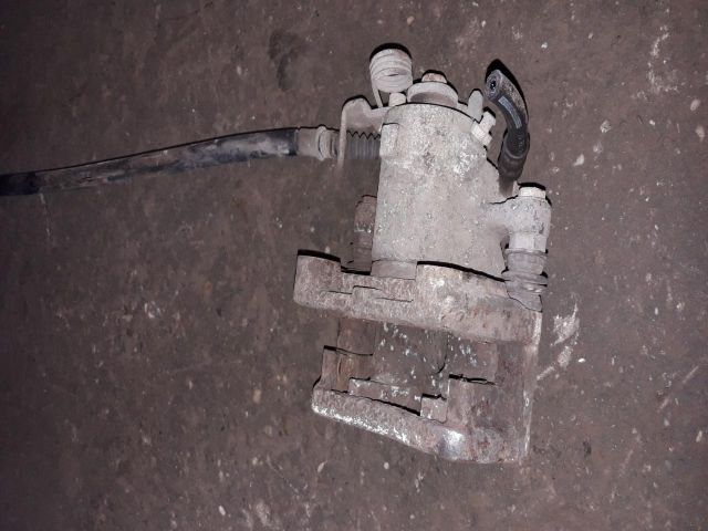 bontott OPEL ZAFIRA B Bal hátsó Féknyereg Munkahengerrel