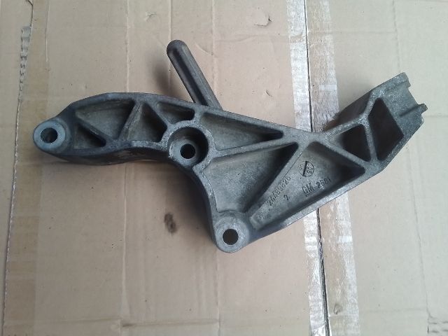 bontott OPEL ZAFIRA B Billenésgátló Bak