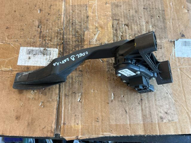 bontott OPEL ZAFIRA B Gázpedál (Elektromos)