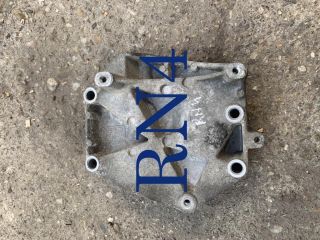 bontott OPEL ZAFIRA B Generátor Tartó Bak