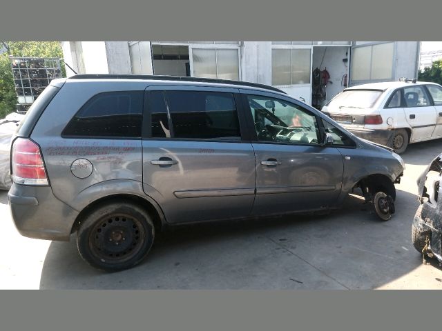 bontott OPEL ZAFIRA B Hátsó Híd (Tárcsafékes)