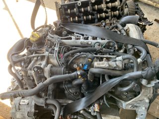 bontott OPEL ZAFIRA B Hengerfej