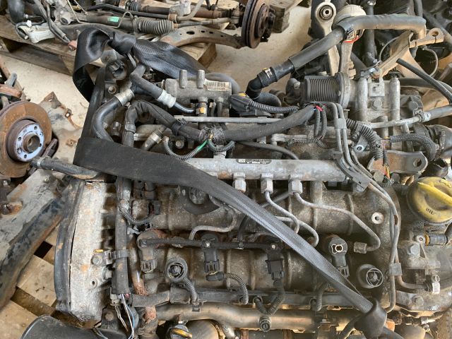 bontott OPEL ZAFIRA B Hengerfej