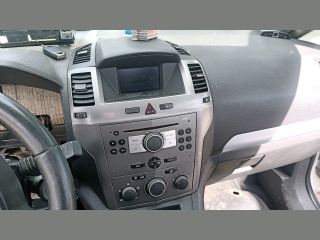 bontott OPEL ZAFIRA B Homlokfal (Üres lemez)