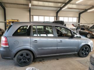 bontott OPEL ZAFIRA B Homlokfal (Üres lemez)