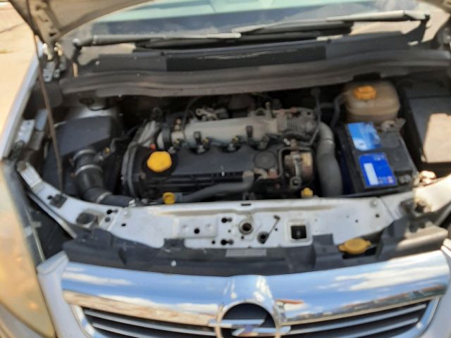 bontott OPEL ZAFIRA B Homlokfal (Üres lemez)