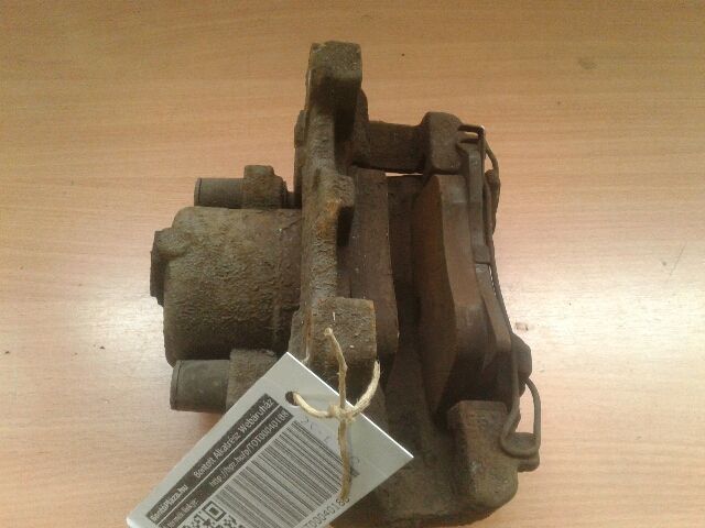 bontott OPEL ZAFIRA B Jobb első Féknyereg Munkahengerrel