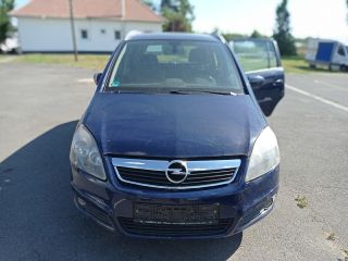 bontott OPEL ZAFIRA B Jobb Ködlámpa Rács