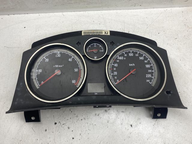 bontott OPEL ZAFIRA B Kilométeróra