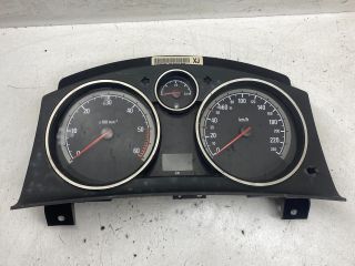 bontott OPEL ZAFIRA B Kilométeróra